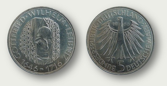 Монета номиналом 5 марок к 250-летию смерти Г.В. Лейбница, 1966 год Монета номиналом 5 марок к 250-летию смерти Г.В. Лейбница, 1966 год
